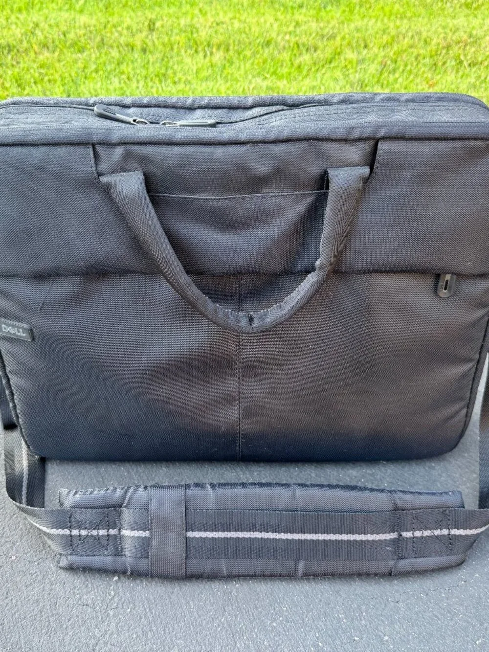 Dell Black Nylon Shoulder Messenger Bag for laptop, with quilted padding inside